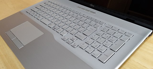 LIFEBOOK WN1/H1のキーボードはとても打ちやすい