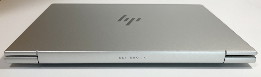 HP EliteBook630 G11 背面